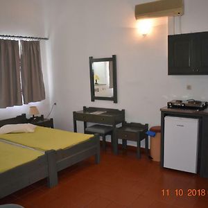 Zimmer mit zwei Einzelbetten
